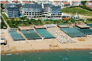 Commodore Elite Suites Spa